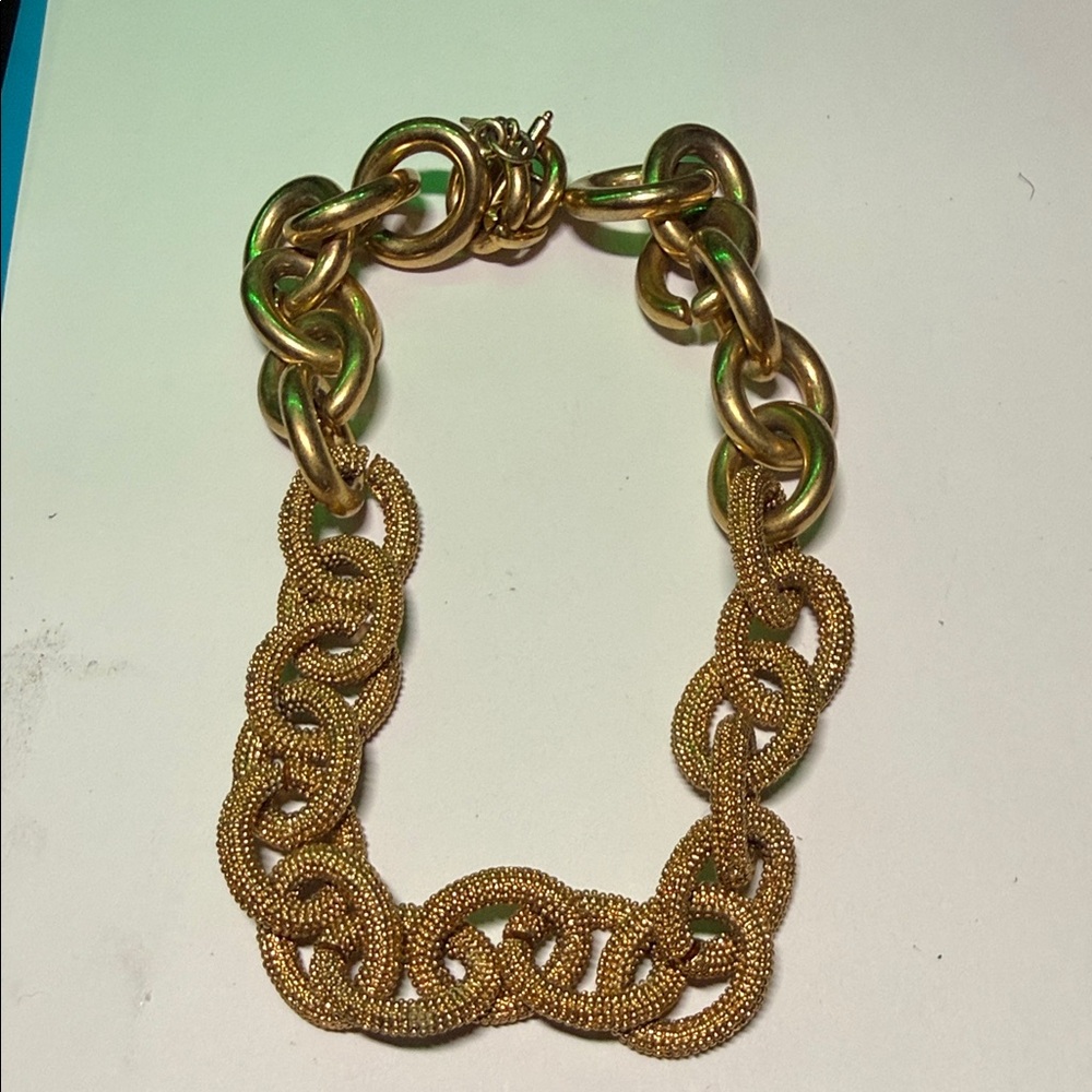Banana Republic Textured Gold Link Necklace